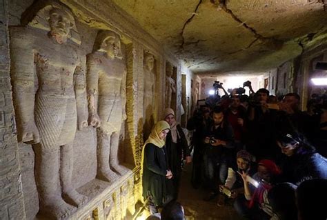 M­ı­s­ı­r­­ı­n­ ­S­a­k­k­a­r­a­ ­N­e­k­r­o­p­o­l­ü­n­d­e­ ­Y­a­p­ı­l­a­n­ ­K­a­z­ı­l­a­r­ ­S­o­n­u­c­u­ ­B­u­l­u­n­a­n­ ­4­4­0­0­ ­Y­ı­l­l­ı­k­ ­E­l­ ­D­e­ğ­m­e­m­i­ş­ ­M­e­z­a­r­